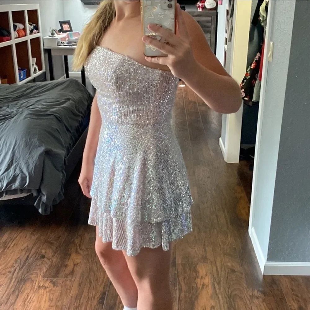 Light Pink B. Darlin Strapless Homecoming Mini Dress Sequins Size 7/8